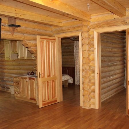 Privatna Sadiba Chalet Oryavchyk Esterno foto